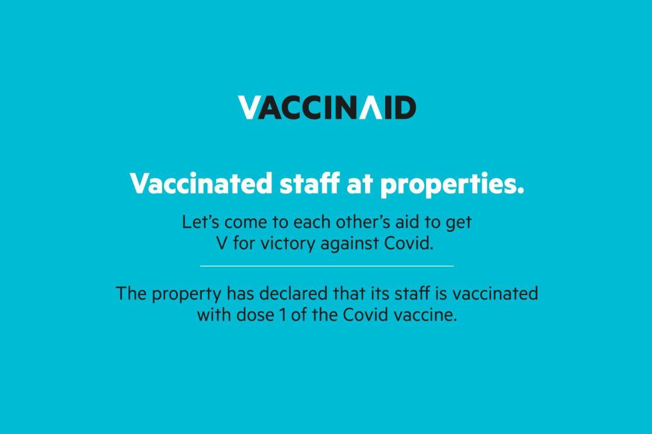 Vaccinated Staff- Oyo 45958 New Castle Inn Bhubaneswar Zewnętrze zdjęcie